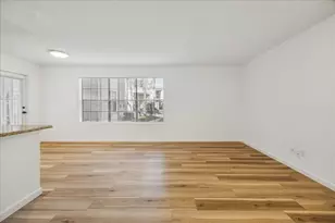 2750 Holly Hall St, Houston, TX 77054 - Photo 7