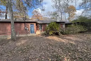 208 Westridge Dr, Huntsville, TX 77340 - Photo 9