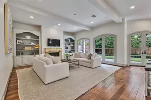 2721 Cason St, West University Place, TX 77005 - Photo 9