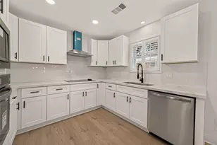 5946 Valkeith Dr, Houston, TX 77096 - Photo 19