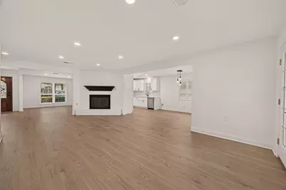 5946 Valkeith Drive, Houston, TX 77096 - Photo 13