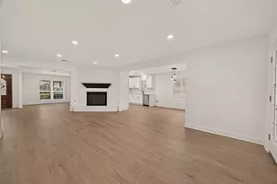 5946 Valkeith Dr, Houston, TX 77096 - Photo 13