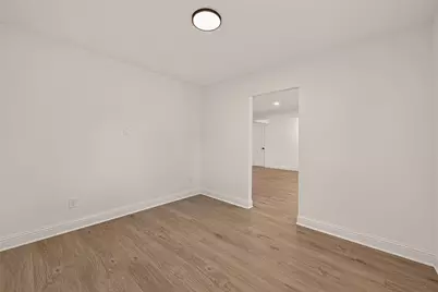 5946 Valkeith Drive, Houston, TX 77096 - Photo 11