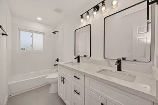 5946 Valkeith Dr, Houston, TX 77096 - Photo 35