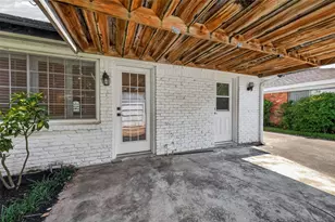 5946 Valkeith Dr, Houston, TX 77096 - Photo 45