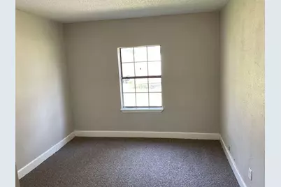 135 Huisache Street, Lake Jackson, TX 77566 - Photo 7