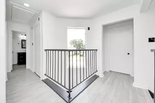 7842 Poitiers Dr, Houston, TX 77071 - Photo 11