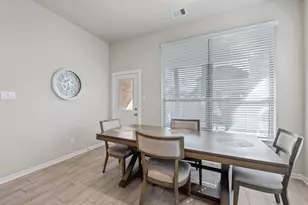 410 Soapberry Tree Ct, Conroe, TX 77318 - Photo 5