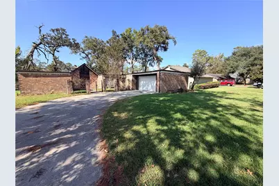 1607 Chestnut Ridge Road, Houston, TX 77339 - Photo 21