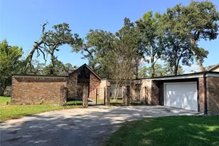 1607 Chestnut Ridge Rd, Houston, TX 77339 - Photo 3