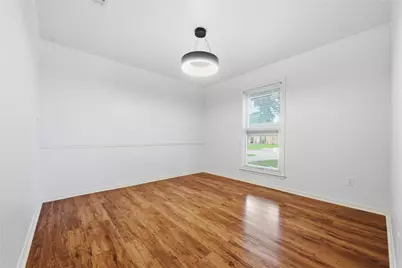 518 Rozelle Avenue, Sugar Land, TX 77498 - Photo 11