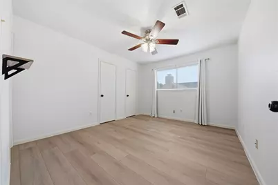518 Rozelle Avenue, Sugar Land, TX 77498 - Photo 19