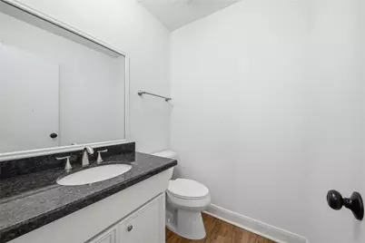 518 Rozelle Avenue, Sugar Land, TX 77498 - Photo 11