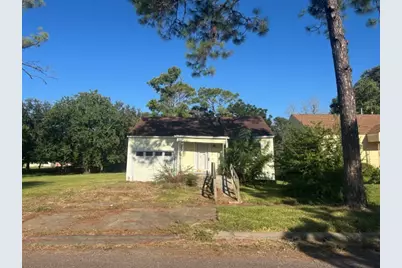 1439 W 5th Street, Port Arthur, TX 77640 - Photo 1