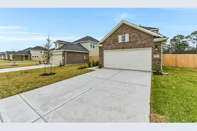 3842 Sugardale Street, Baytown, TX 77521 - Photo 3
