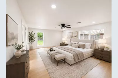 5642 Warm Springs Road, Houston, TX 77035 - Photo 11