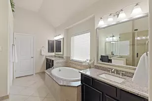 66 Hearthshire Cir, The Woodlands, TX 77354 - Photo 23