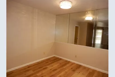 9797 Leawood Boulevard #902, Houston, TX 77099 - Photo 5