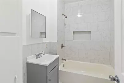 706 E Hunnicutt Street, Baytown, TX 77520 - Photo 9