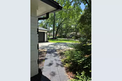 8 N Brook Pebble Court, The Woodlands, TX 77380 - Photo 27