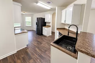 12221 Seacrest Ln, Texas City, TX 77568 - Photo 5