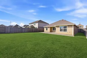 9010 Brazos Dr, Baytown, TX 77521 - Photo 37