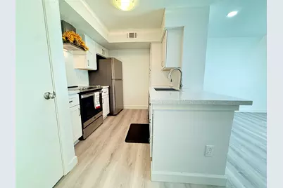 2800 Jeanetta Street #2402, Houston, TX 77063 - Photo 9
