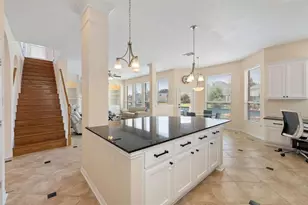 14222 Ingham Ct, Sugar Land, TX 77498 - Photo 9