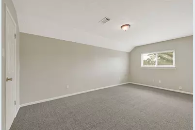 11451 Gracechurch Drive, Houston, TX 77066 - Photo 13