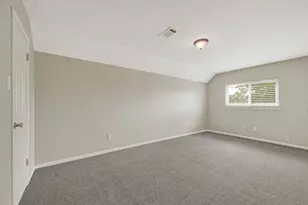 11451 Gracechurch Dr, Houston, TX 77066 - Photo 13