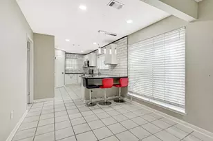 11451 Gracechurch Dr, Houston, TX 77066 - Photo 7