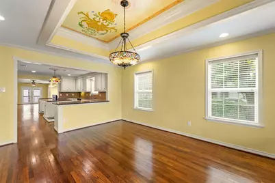 1535 W 25th Street, Houston, TX 77008 - Photo 7