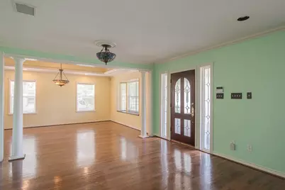 1535 W 25th Street, Houston, TX 77008 - Photo 13