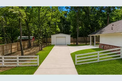 5161 Lazy Lane, Montgomery, TX 77316 - Photo 23
