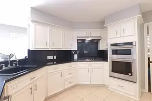 3339 Country Club Blvd, Stafford, TX 77477 - Photo 13