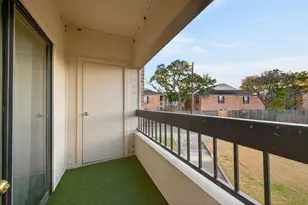 2211 S Braeswood Blvd, Houston, TX 77030 - Photo 33