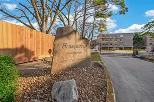 2211 S Braeswood Blvd, Houston, TX 77030 - Photo 3