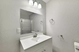 4907 Green Willow Ln, Dickinson, TX 77539 - Photo 17