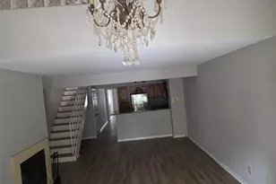 2425 Holly Hall St, Houston, TX 77054 - Photo 5