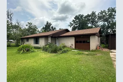 112 Raven Street, Clute, TX 77531 - Photo 1