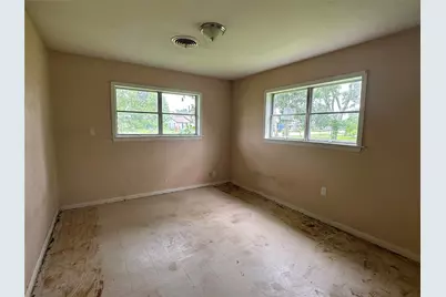 112 Raven Street, Clute, TX 77531 - Photo 15