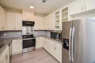 6955 Turtlewood Dr, Houston, TX 77072 - Photo 11