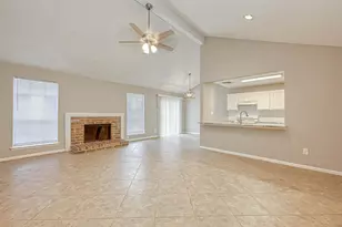 3938 Kitchen Hill Ln, Sugar Land, TX 77479 - Photo 5