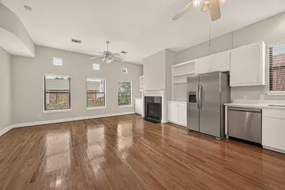 5653 Pine Street, Houston, TX 77081 - Photo 9