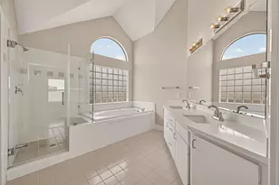 5653 Pine St, Houston, TX 77081 - Photo 21