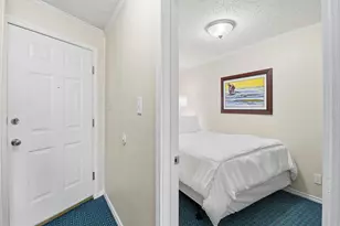 6102 Seawall Blvd, Galveston, TX 77551 - Photo 19