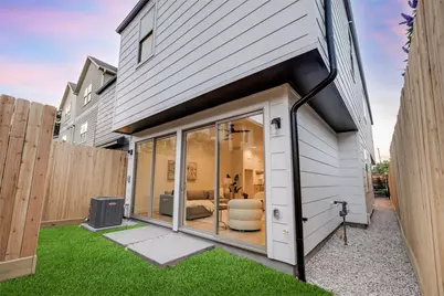 816 W 17th Street, Houston, TX 77008 - Photo 35