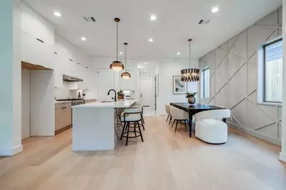 816 W 17th Street, Houston, TX 77008 - Photo 9