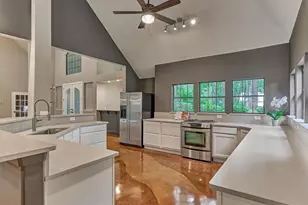 12004 White Oak Run, Conroe, TX 77385 - Photo 13