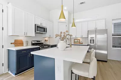 8918 Sunshine Laverne Lane, Houston, TX 77080 - Photo 9